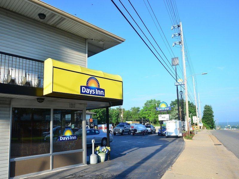 Days Inn Rolla Extérieur photo